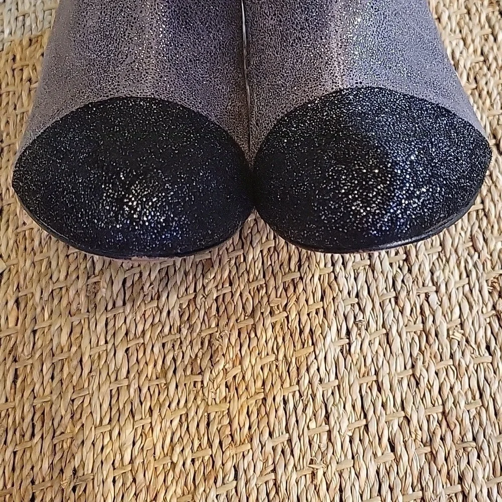VINCE CAMUTO gray and black leather sparkle bootie shoes.  Size is 8 or 38.